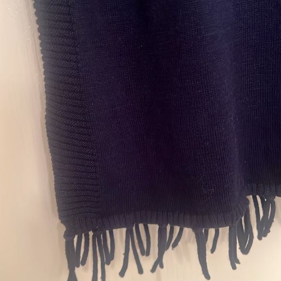 Lilly Pulitzer Girls Ramona Fringe Sweater in Navy Size XL (14-16) - Picture 5 of 9